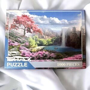 NWT 1000 piece puzzle